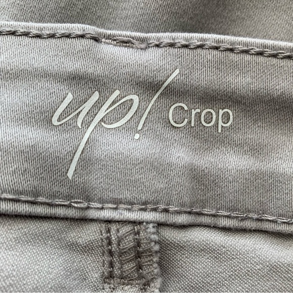 Up! Cropped Capri - Picture 4 of 11